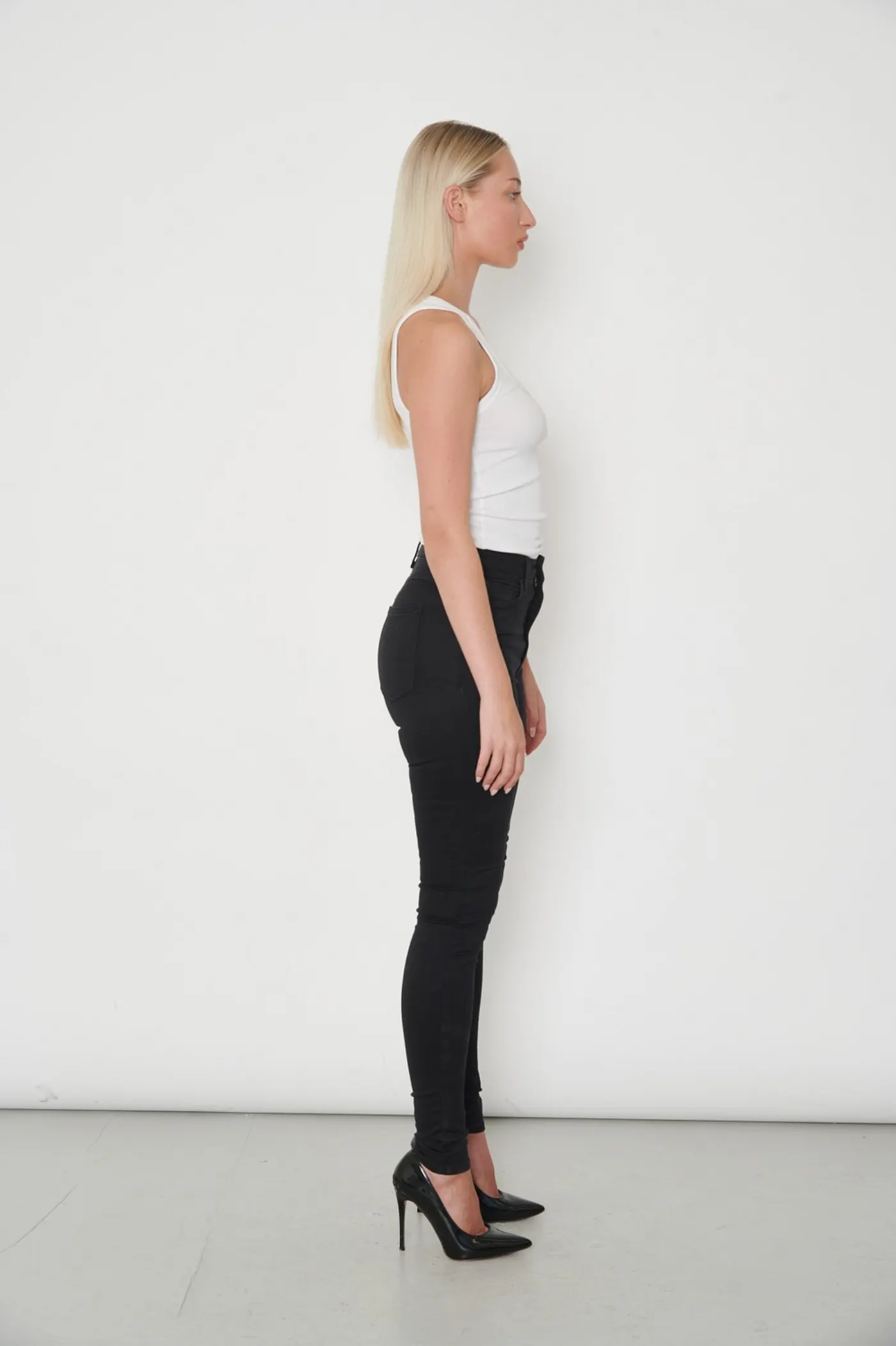 Lucy Silverman — fashion and editorial model at FACES by TDA, London modelling agency