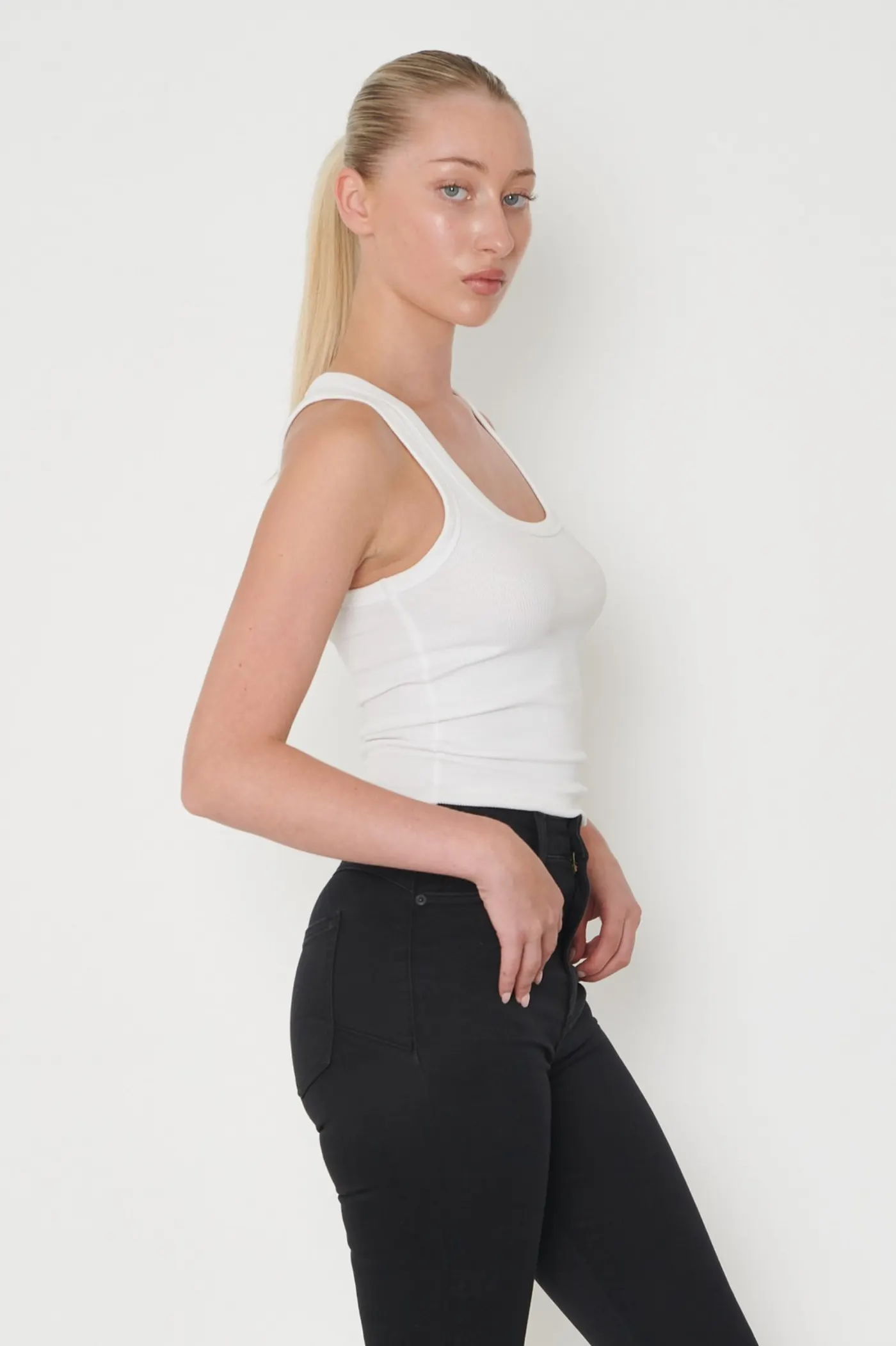 Lucy Silverman — fashion and editorial model at FACES by TDA, London modelling agency